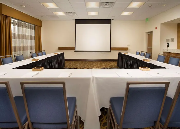 Hampton Inn & Suites Baltimore/Woodlawn